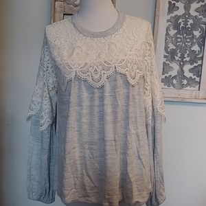 Taylor & Sage Gray and Cream Lacy Knit Pullover - XL